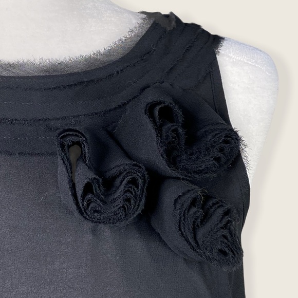 Twelve by Twelve Black Rose A-Line Sleeveless Top - Picture 2 of 13